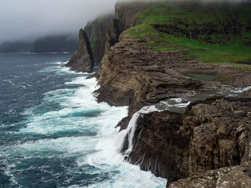 Bosdalafossur Waterfall - things to do on Faroe Islands